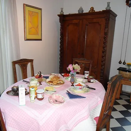 De Roze Klaproos Barsingerhorn